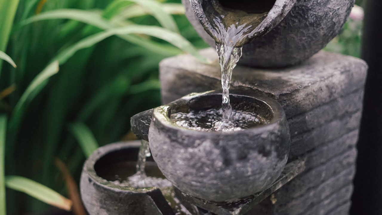 garden water fountains