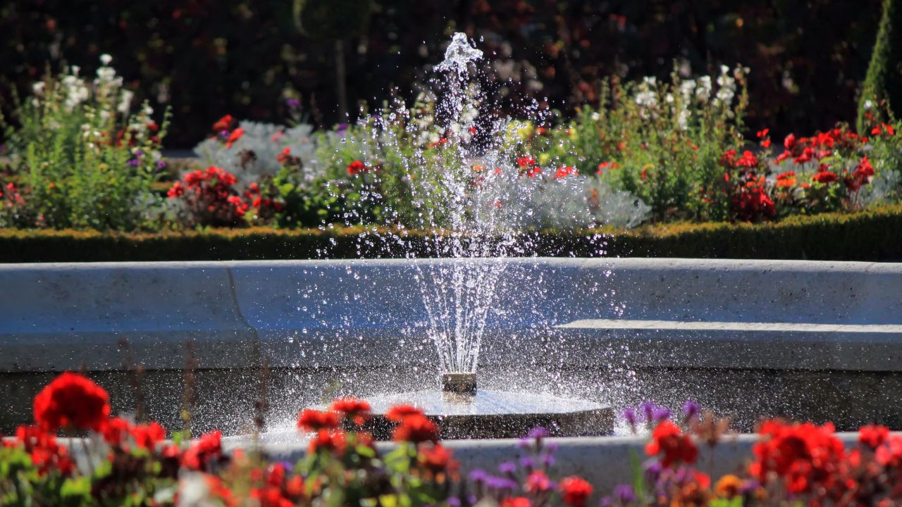 garden fountains in Orange County