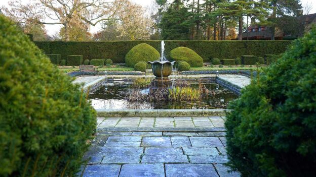 Orange County Pond Services - Do Outdoor Fountains Need Special Plumbing Key Considerations for Installation